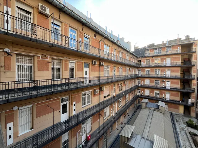 Eladó lakás Budapest V. kerület 59 nm