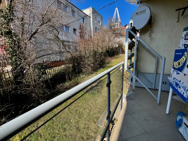 Eladó lakás Budapest II. kerület 93 nm