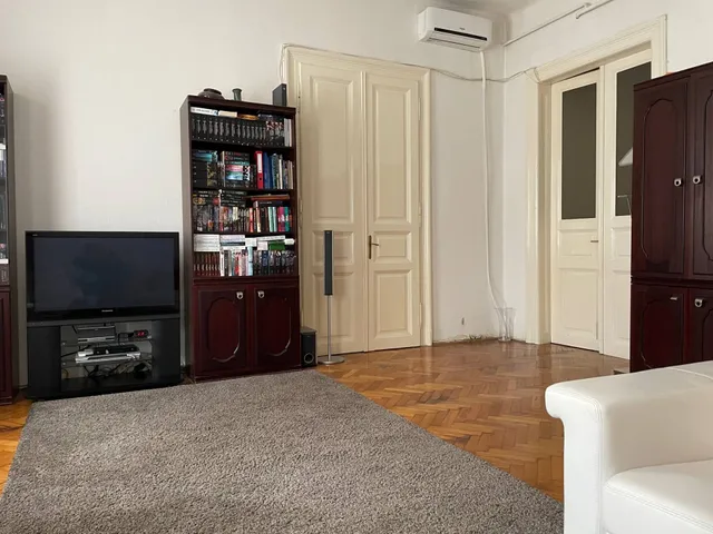 Eladó lakás Budapest VI. kerület 104 nm