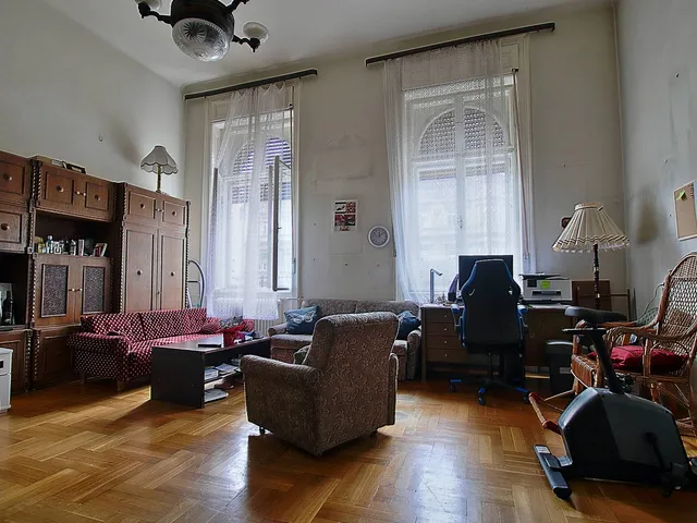 Eladó lakás Budapest VI. kerület 106 nm