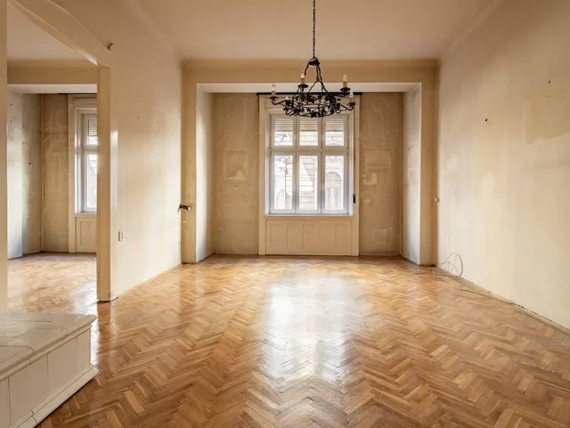 Eladó lakás Budapest VI. kerület 84 nm