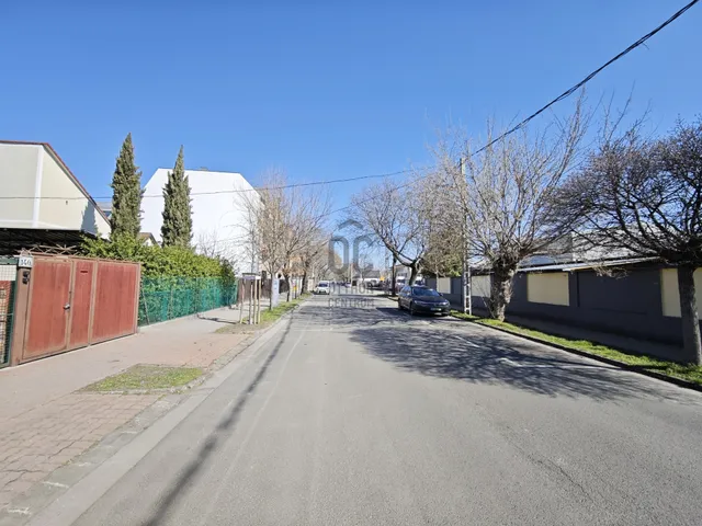 Eladó kereskedelmi és ipari ingatlan Budapest XIII. kerület, Angyalföld 903 nm