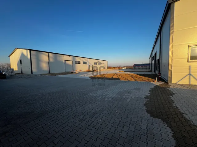 Eladó kereskedelmi és ipari ingatlan Ságvár 2043 nm