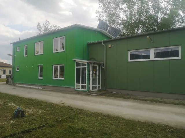 Eladó kereskedelmi és ipari ingatlan Mórahalom 431 nm