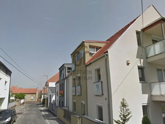 Eladó kereskedelmi és ipari ingatlan Keszthely 551 nm