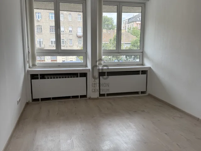 Kiadó kereskedelmi és ipari ingatlan Budapest XIV. kerület, Nagyzugló 150 nm