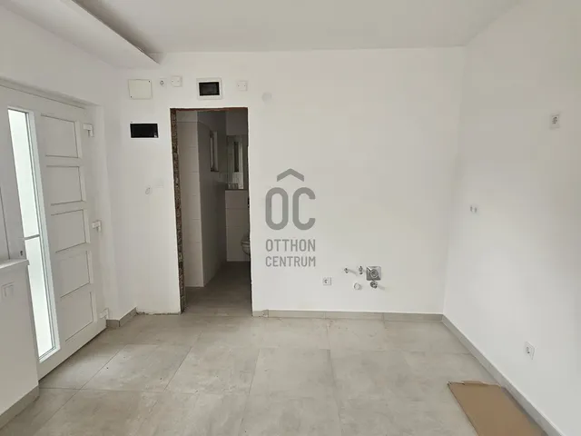 Kiadó kereskedelmi és ipari ingatlan Budapest III. kerület, Csillaghegy 28 nm