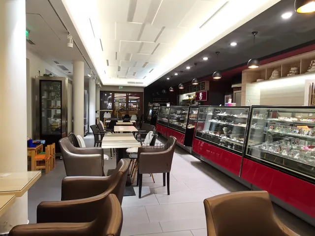 Kiadó kereskedelmi és ipari ingatlan Budapest III. kerület, Táborhegy 353 nm