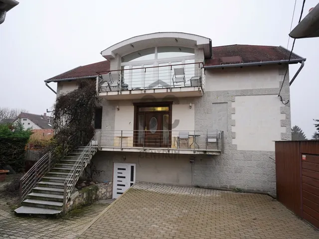 Eladó ház Csömör 400 nm