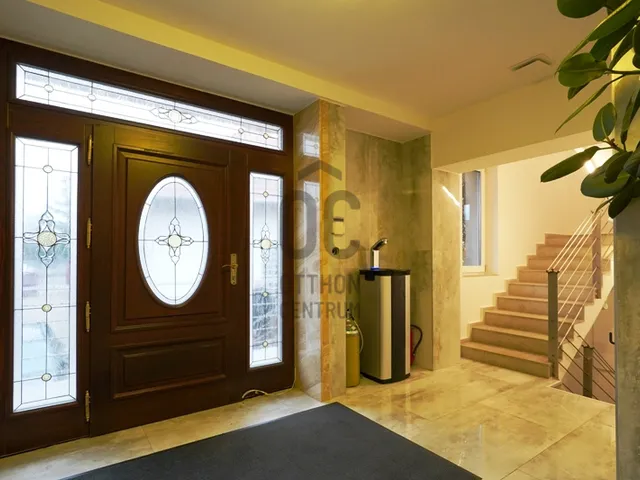 Eladó ház Csömör 400 nm