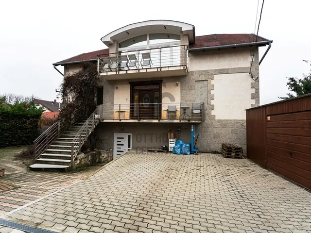 Eladó ház Csömör 400 nm