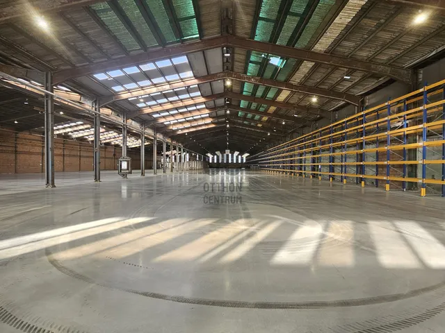 Kiadó kereskedelmi és ipari ingatlan Őrbottyán 3000 nm