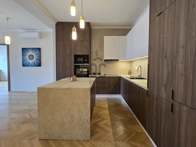 Eladó lakás Budapest II. kerület, Országút 107 nm