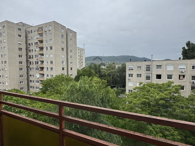 Eladó lakás Budapest III. kerület, Kaszásdűlő 57 nm