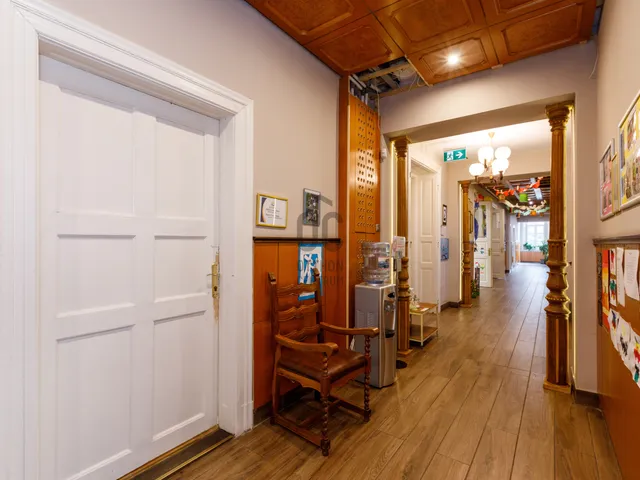 Eladó kereskedelmi és ipari ingatlan Balatonfűzfő 1294 nm