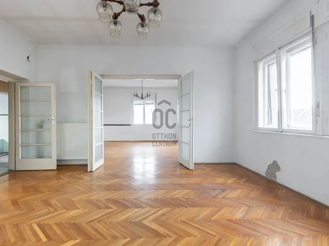 Eladó ház Budapest XI. kerület, Sasad-Sashegy XI. ker. 221 nm