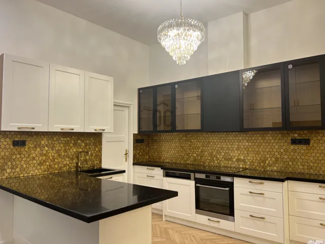 Eladó lakás Budapest VI. kerület 87 nm