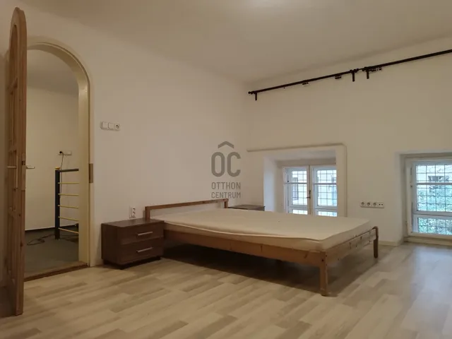 Kiadó lakás Budapest XII. kerület, Németvölgy 39 nm