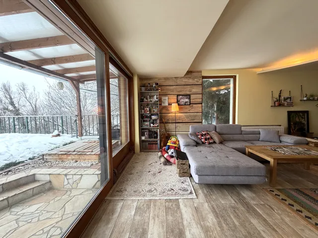 Eladó lakás Budakeszi 150 nm