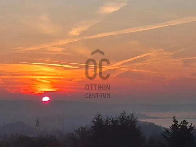 Eladó telek Balatonkenese 720 nm