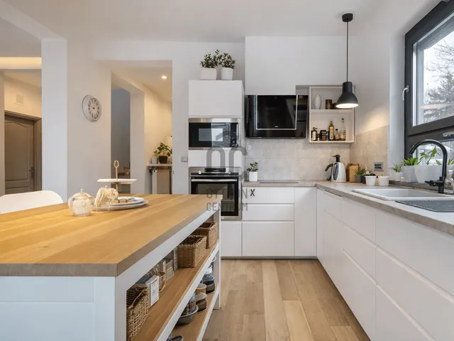 Eladó ház Telki 140 nm