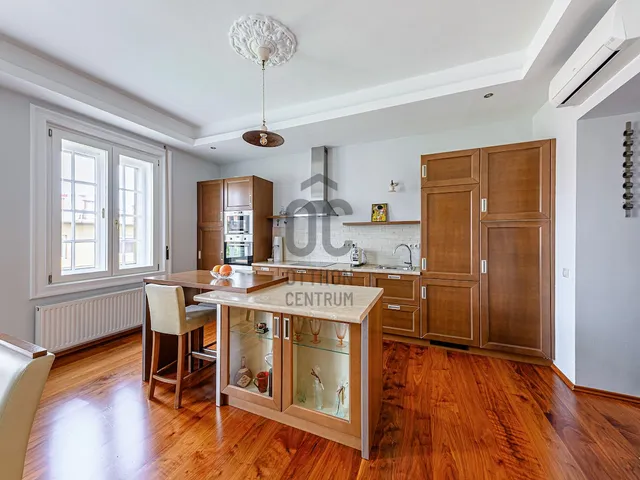 Eladó lakás Budapest XII. kerület, Németvölgy 98 nm