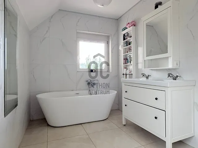 Eladó ház Budapest XI. kerület, Sasad-Sashegy XI. ker. 889 nm