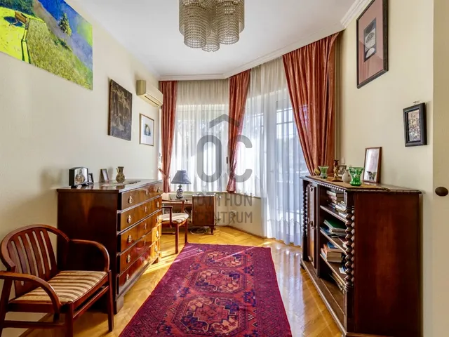 Eladó lakás Budapest II. kerület, Rézmál 161 nm