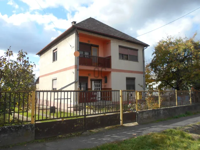 Eladó ház Tiszabezdéd 140 nm