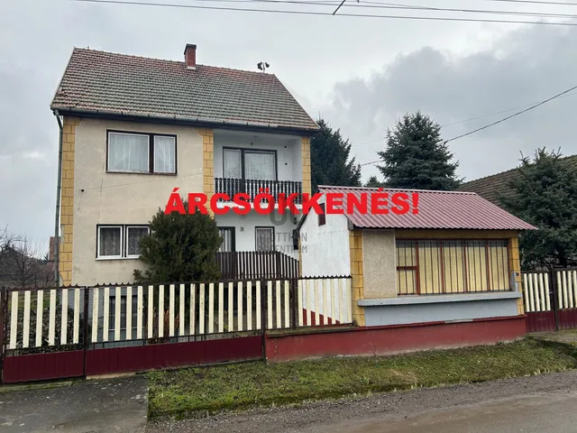 Eladó ház Tiszakanyár 140 nm