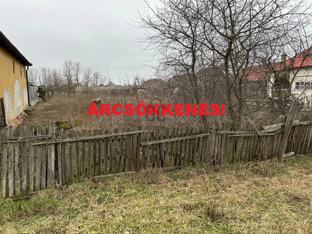 Eladó telek Gyulaháza 1771 nm