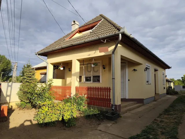 Eladó ház Gyulaháza 130 nm