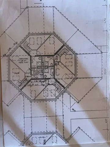 Eladó kereskedelmi és ipari ingatlan Szekszárd 2702 nm