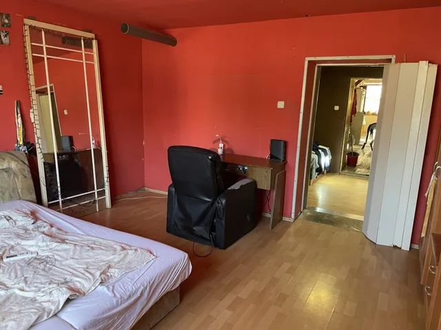 Eladó ház Bonyhád, Majos 373 nm