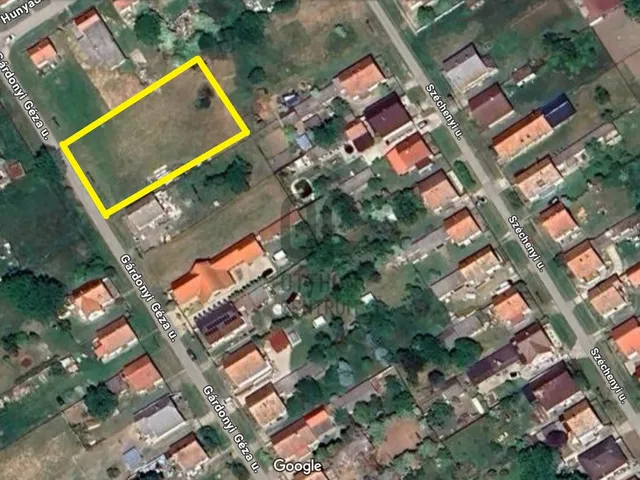 Eladó telek Decs, Gárdonyi Géza utca 1808 nm