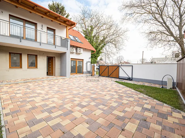 Eladó ház Szekszárd 356 nm