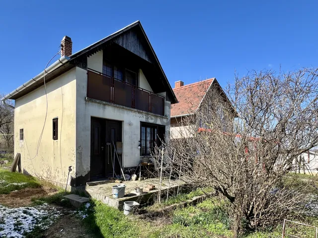Eladó ház Szekszárd, Parászta 31 nm