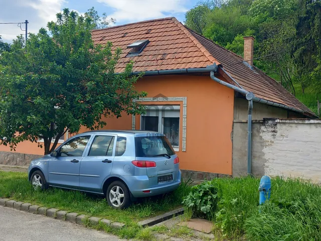 Eladó ház Szekszárd, Felsőváros 109 nm