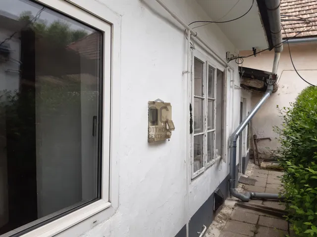 Eladó ház Szekszárd, Alsóváros 39 nm