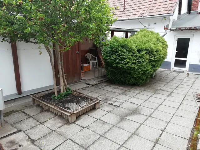 Eladó ház Szekszárd, Alsóváros 39 nm