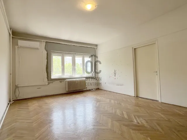 Eladó lakás Szekszárd 72 nm