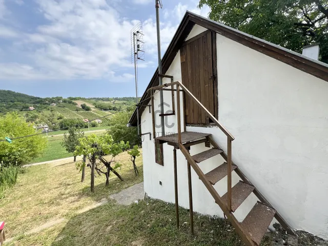 Eladó mezőgazdasági ingatlan Szekszárd 16 nm