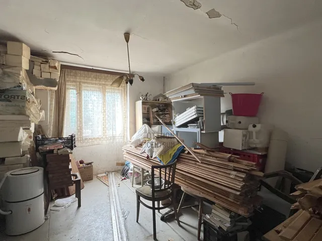 Eladó ház Szekszárd 48 nm