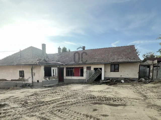 Eladó ház Szedres 79 nm