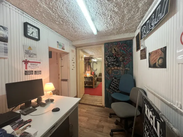 Eladó kereskedelmi és ipari ingatlan Szekszárd 40 nm