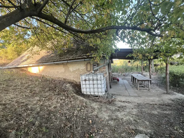 Eladó ház Szekszárd 35 nm