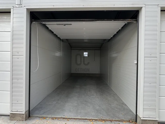 Kiadó kereskedelmi és ipari ingatlan Szekszárd 21 nm