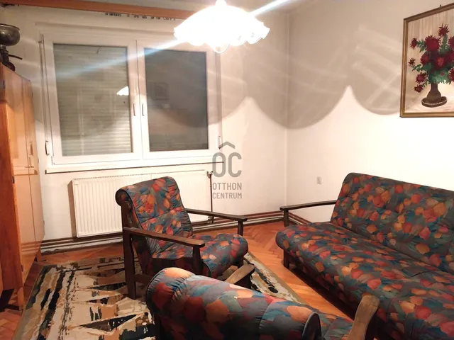 Eladó lakás Szekszárd, Alsóváros 74 nm