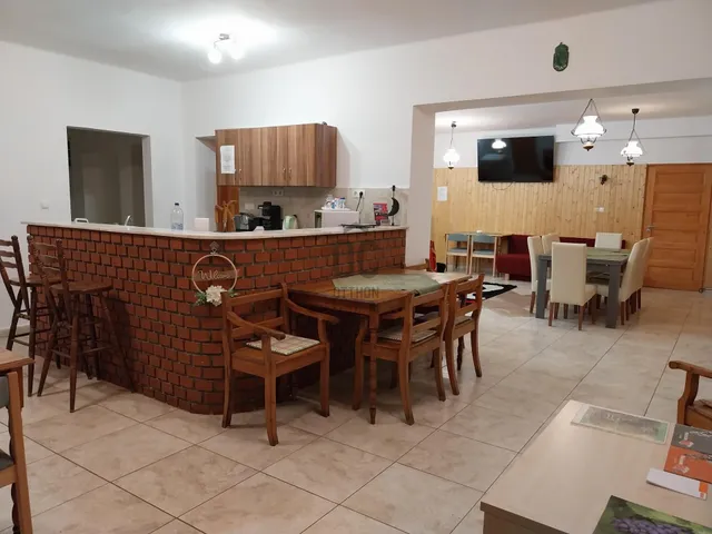 Eladó ház Szekszárd 141 nm