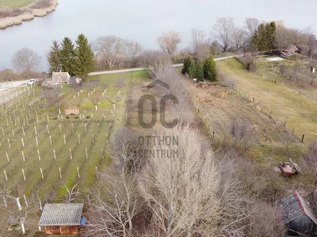 Eladó telek Bonyhád 1701 nm
